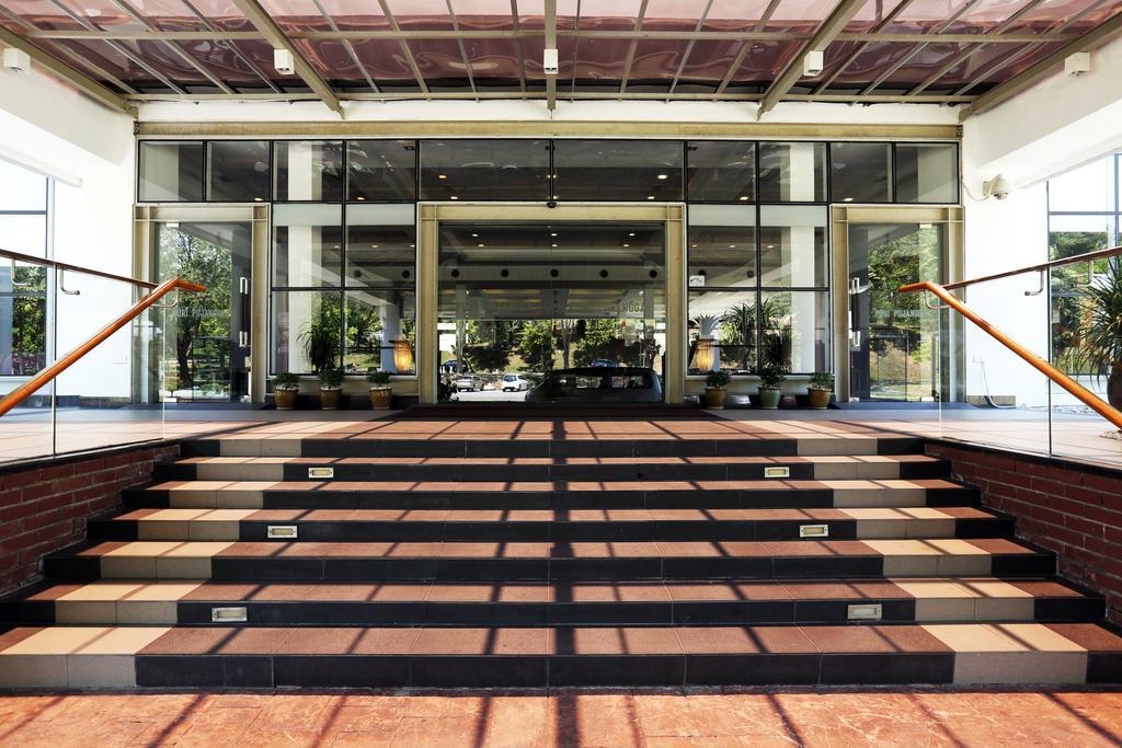 Puri Pujangga Hotel Bangi Esterno foto