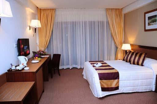 Puri Pujangga Hotel Bangi Esterno foto